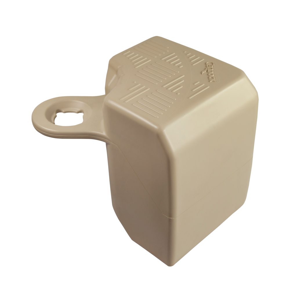 Edge Cube by Candock - High-density polyethylene dock edge, available in beige and grey. Features anti-skid surface, dimensions of 48x24 cm (regular) and 24x24 cm (corner)