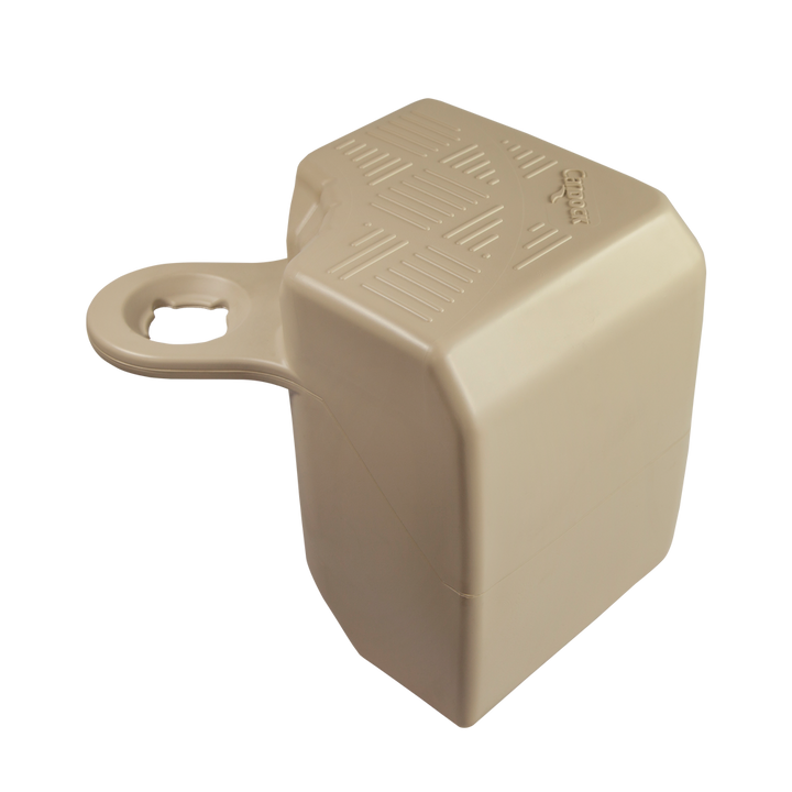 Edge Cube by Candock - High-density polyethylene dock edge, available in beige and grey. Features anti-skid surface, dimensions of 48x24 cm (regular) and 24x24 cm (corner)