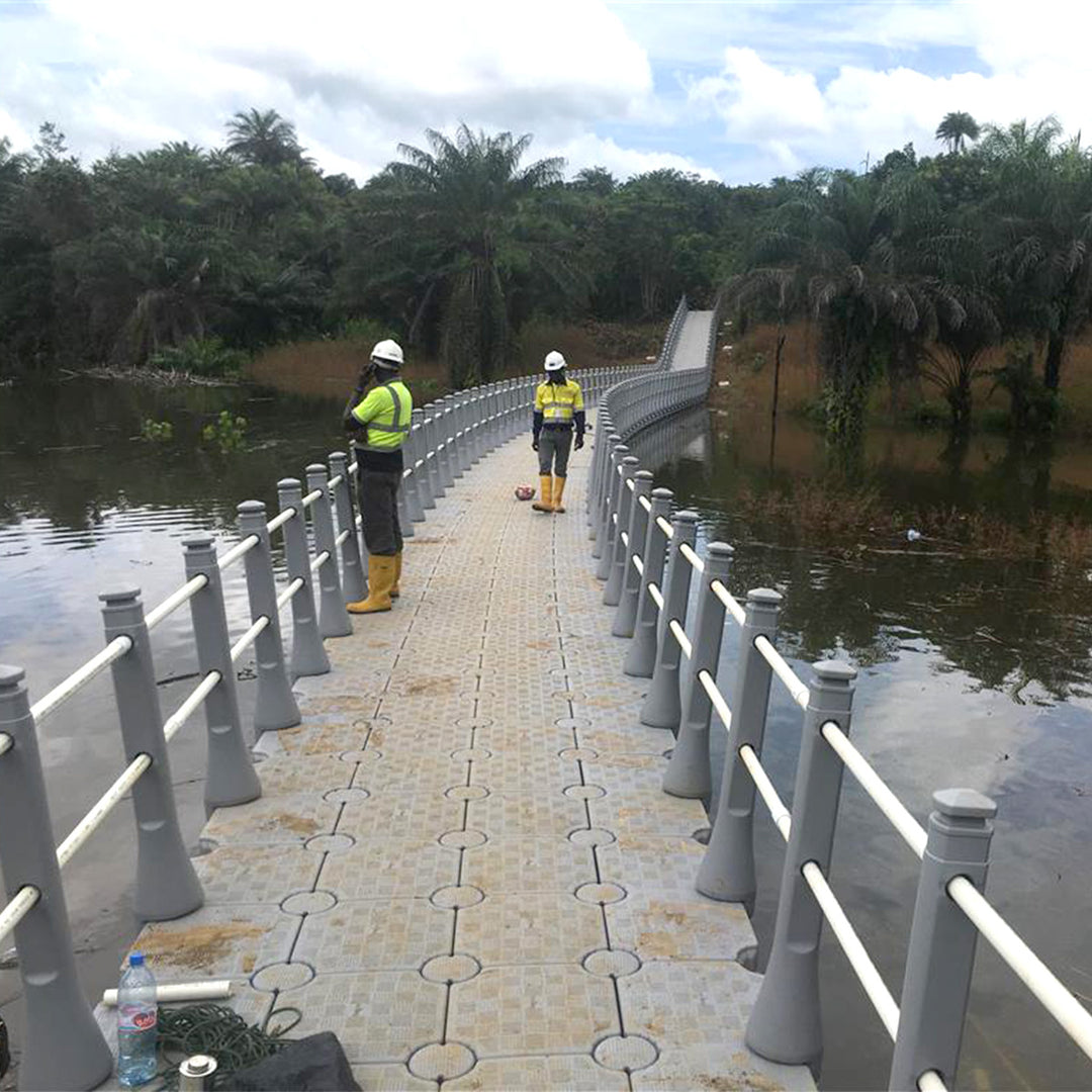 Pourquoi choisir les systèmes flottants Candock pour la construction de votre pont flottant