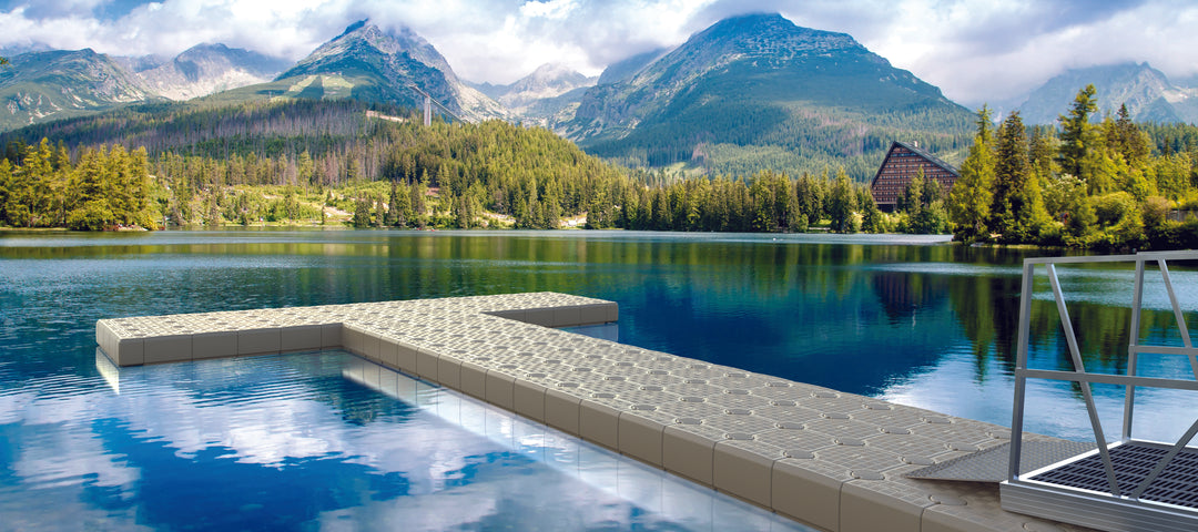 T" Shape Dock - 340 sq ft by Candock, showcasing a configuration with 99 G2 cubes, 70 edge cubes, 8 corner cubes, and necessary connectors and spacers. Perfect for versatile dock setups.