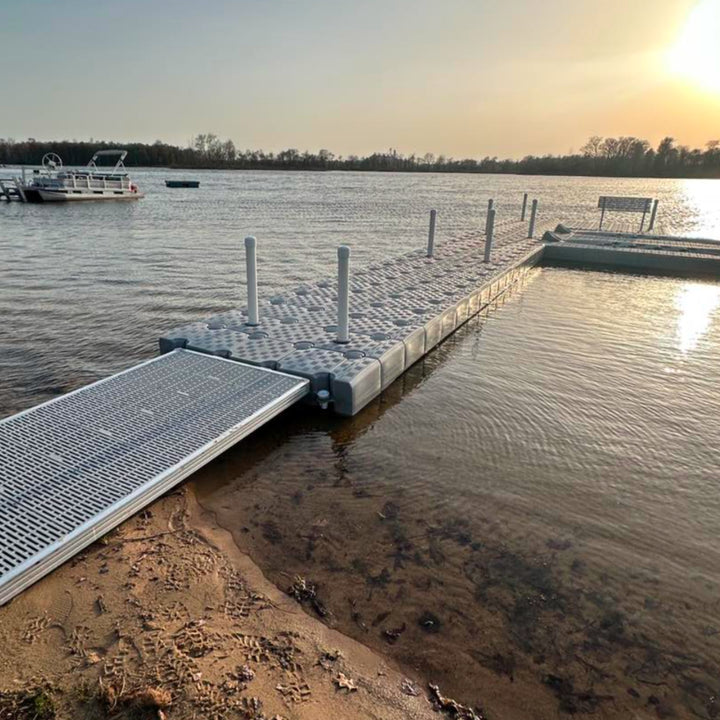 Candock Modular Hinges for Consistent Gangway Alignment