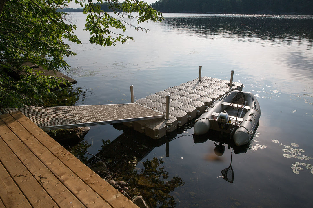 How to Maintain and Clean a Floating Plastic Dock