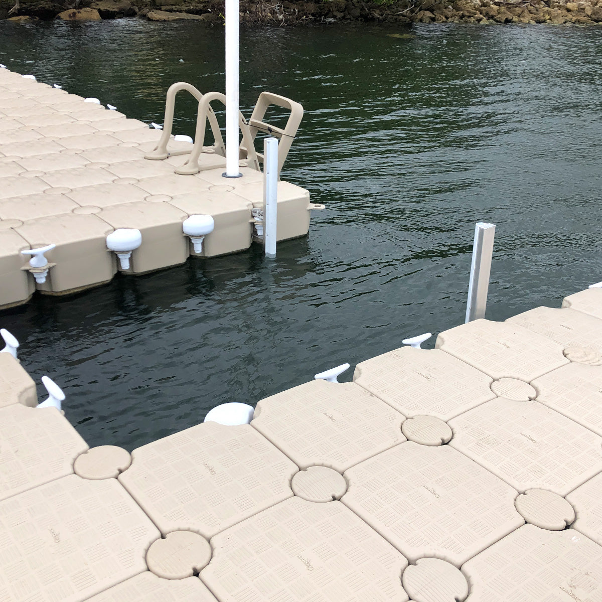 Marine Fender Guard Heavy-Duty Dock Bumper – Boat Fender For Dock Edges – White, Marine-Grade Vinyl With Stainless Hardware – 1 Pack Dockmate Dock Bumper Fender